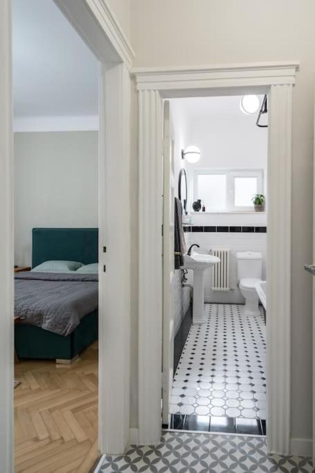 Exquisite Art Deco 2Br Apartment Prime Location Bukares Bagian luar foto