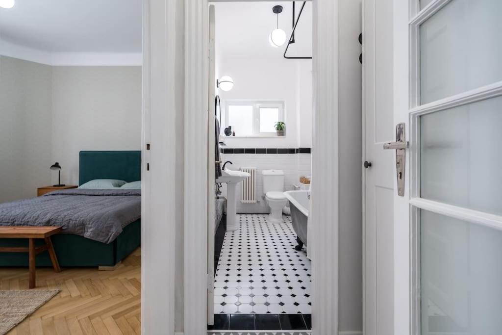 Exquisite Art Deco 2Br Apartment Prime Location Bukares Bagian luar foto